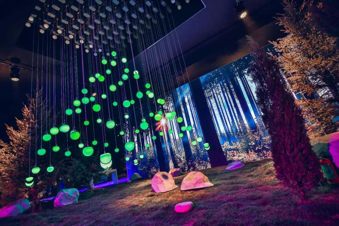 這部座駕的發(fā)布會太浪漫溫馨了，真的是為愛選擇｜態(tài)度有腔調(diào)