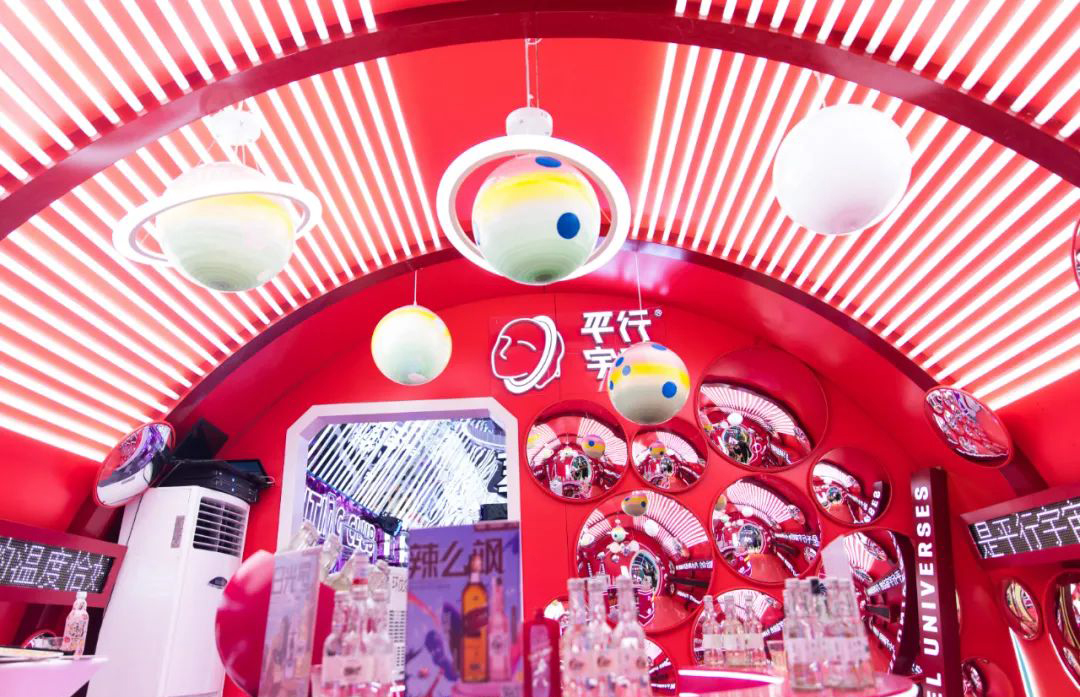 巨型瓶快閃店活動(dòng)策劃自帶氣場(chǎng)，顏值到口味都秒“鯊”你心