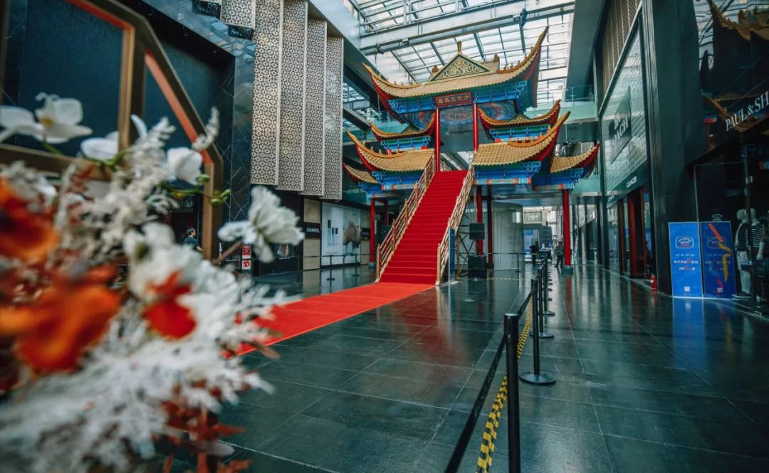 國風(fēng)時裝展覽活動策劃創(chuàng)意獻(xiàn)禮祖國七十周年，秒變絕美地標(biāo)