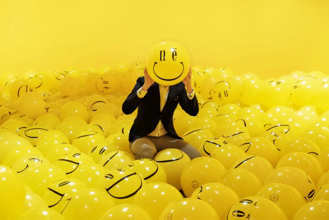 招牌笑臉球emograms新春展覽活動(dòng)策劃超happy，金銀滿屋福滿年
